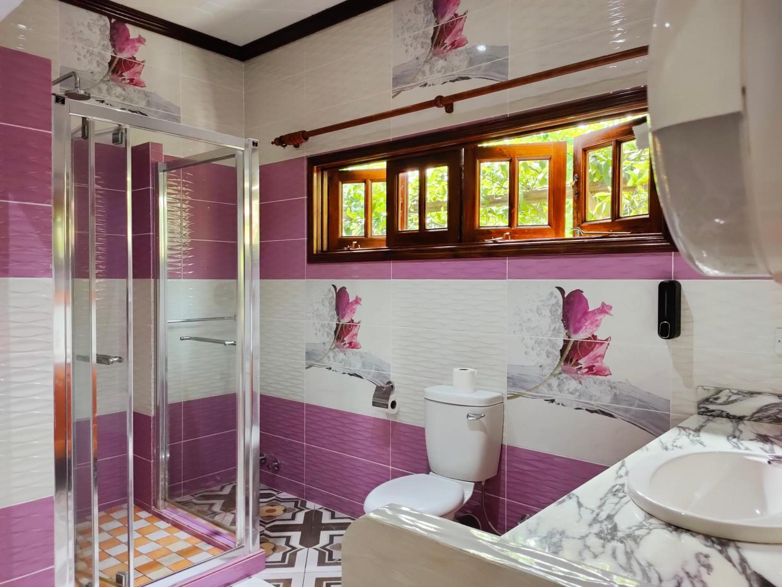 Triple Room with Garden View at Beryl Guesthouse